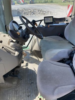 John Deere 6210R AUTOPOWER - جرار: صورة 4 John Deere 6210R AUTOPOWER - جرار: صورة 4