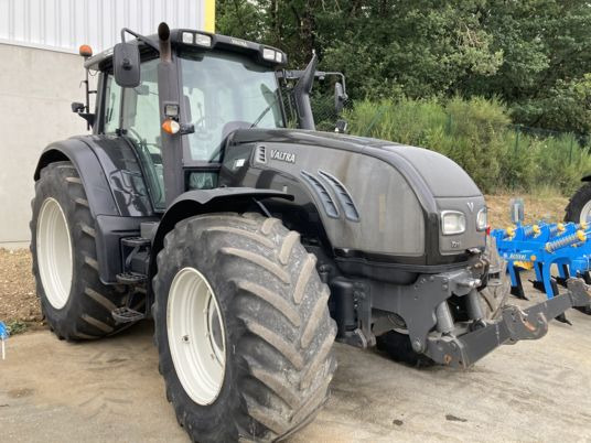 Valtra T213 VERSU - جرار: صورة 4 Valtra T213 VERSU - جرار: صورة 4