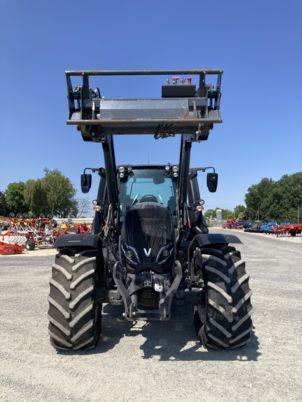 Valtra T215 DIRECT - جرار: صورة 4 Valtra T215 DIRECT - جرار: صورة 4