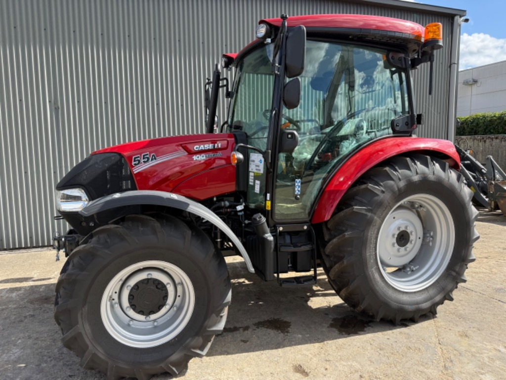 Case IH Farmall 55 A - جرار: صورة 1 Case IH Farmall 55 A - جرار: صورة 1