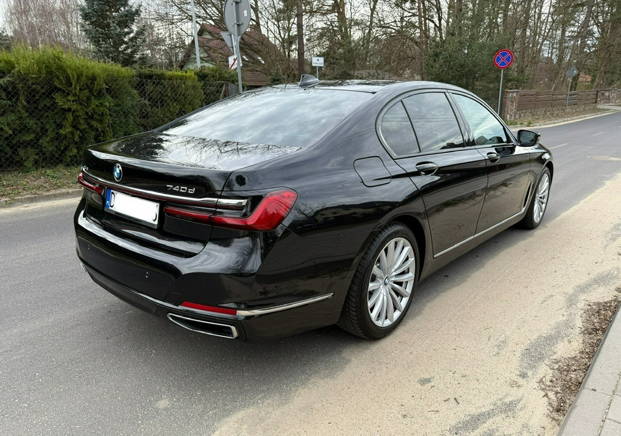 BMW SERIA 7 II (G11/G12) BMW SERIA 7 740d Xdrive 340KM Luxury+Exclusive Masaże Adaptiv Oś Lasery 2022 FV2 - سيارة: صورة 3 BMW SERIA 7 II (G11/G12) BMW SERIA 7 740d Xdrive 340KM Luxury+Exclusive Masaże Adaptiv Oś Lasery 2022 FV2 - سيارة: صورة 3