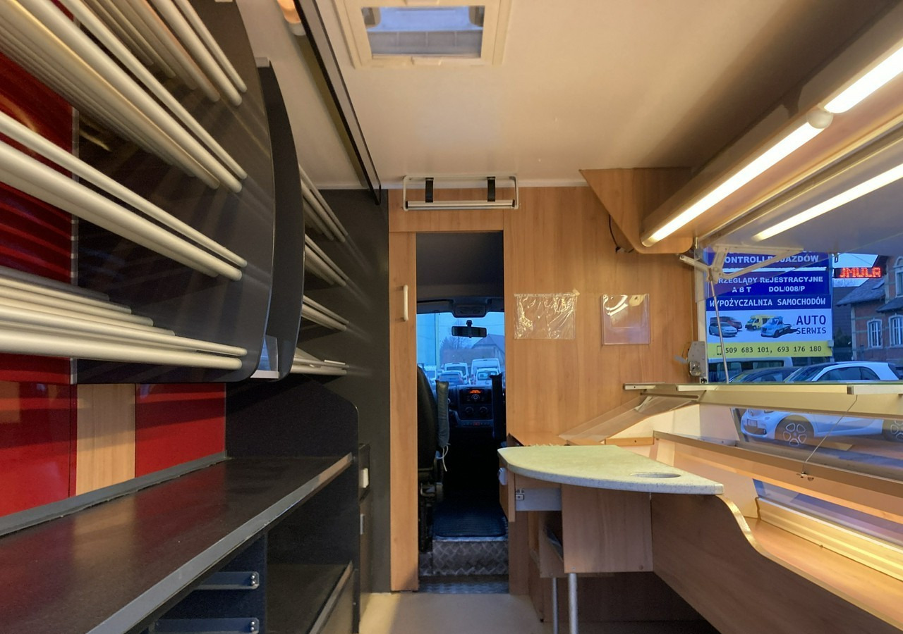 Fiat Ducato Autosklep pieczywa Gastronomiczny Food Truck Foodtruck sklep 2013Bor - شاحنة بيع, شاحنة توصيل مغلقة: صورة 3 Fiat Ducato Autosklep pieczywa Gastronomiczny Food Truck Foodtruck sklep 2013Bor - شاحنة بيع, شاحنة توصيل مغلقة: صورة 3