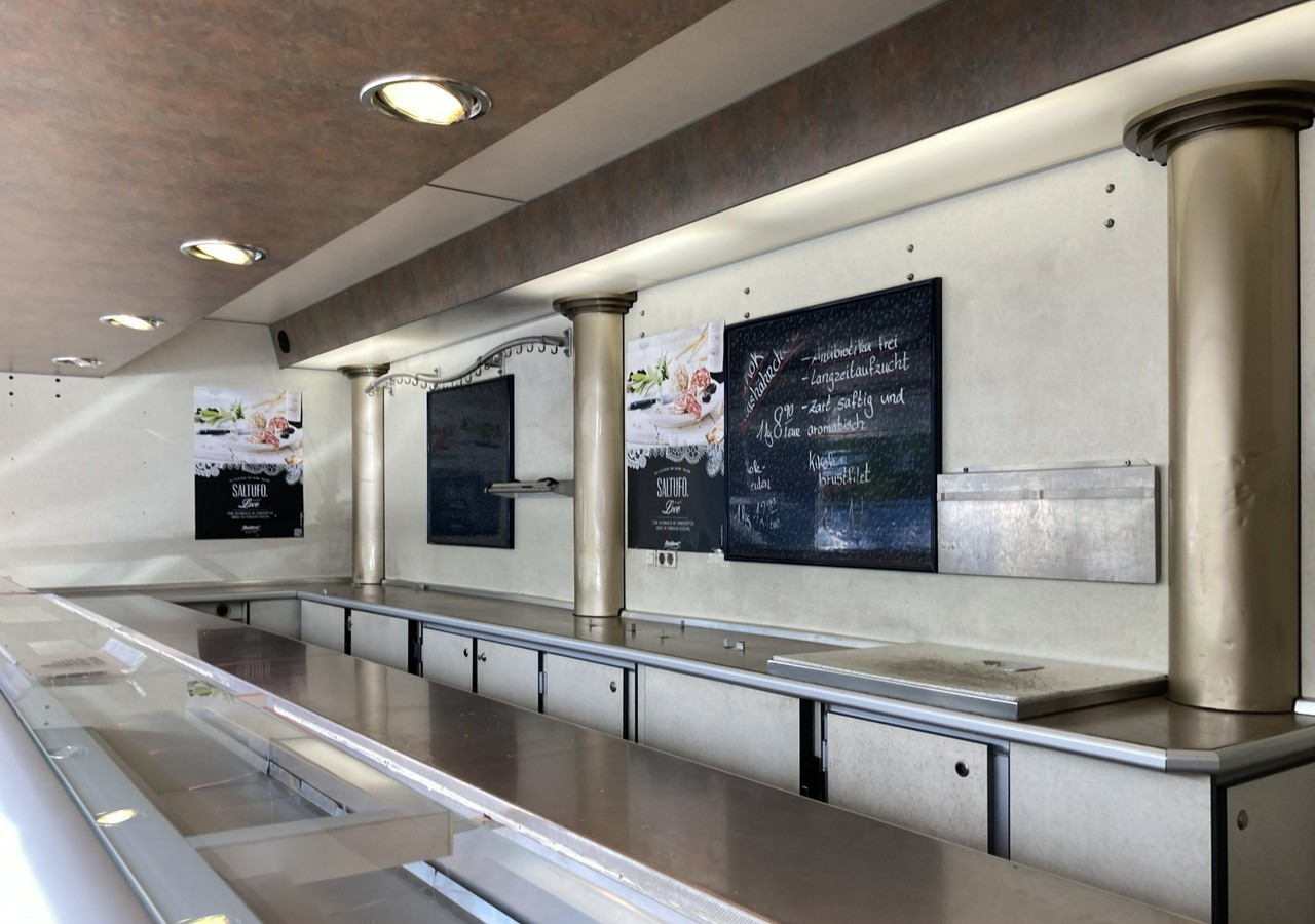 Fiat Ducato Autosklep wędlin Gastronomiczny Food Truck Foodtruck Sklep bar Borco - شاحنة بيع: صورة 2 Fiat Ducato Autosklep wędlin Gastronomiczny Food Truck Foodtruck Sklep bar Borco - شاحنة بيع: صورة 2