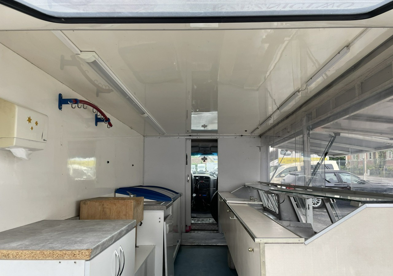 Fiat Ducato Autosklep wędlin Gastronomiczny Food Truck Foodtruck sklep bar - شاحنة بيع: صورة 2 Fiat Ducato Autosklep wędlin Gastronomiczny Food Truck Foodtruck sklep bar - شاحنة بيع: صورة 2