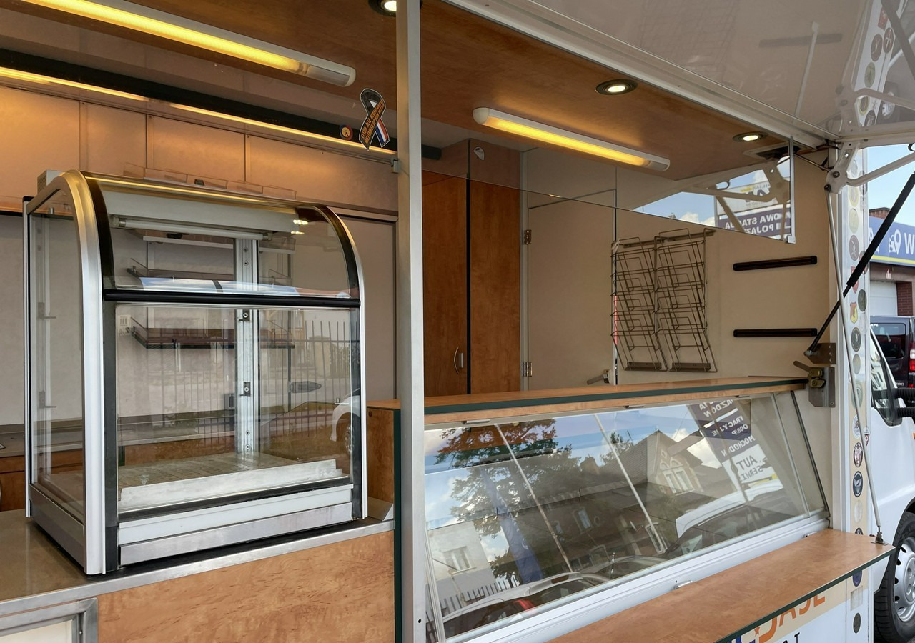 Fiat Ducato Fiat Autosklep Grill Gastronomiczny Food Truck Foodtruck sklep - شاحنة بيع: صورة 4 Fiat Ducato Fiat Autosklep Grill Gastronomiczny Food Truck Foodtruck sklep - شاحنة بيع: صورة 4