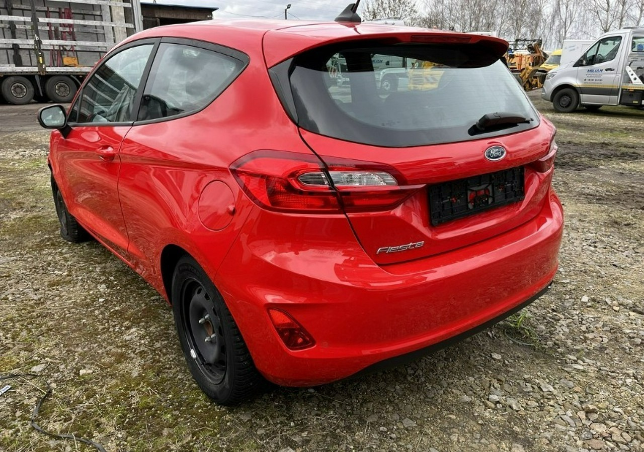 Ford Fiesta IX LIFT 1.1 Benzyna 75KM Klima Carplay Pakiet Winter Cool&Connect 2021 - سيارة: صورة 1 Ford Fiesta IX LIFT 1.1 Benzyna 75KM Klima Carplay Pakiet Winter Cool&Connect 2021 - سيارة: صورة 1