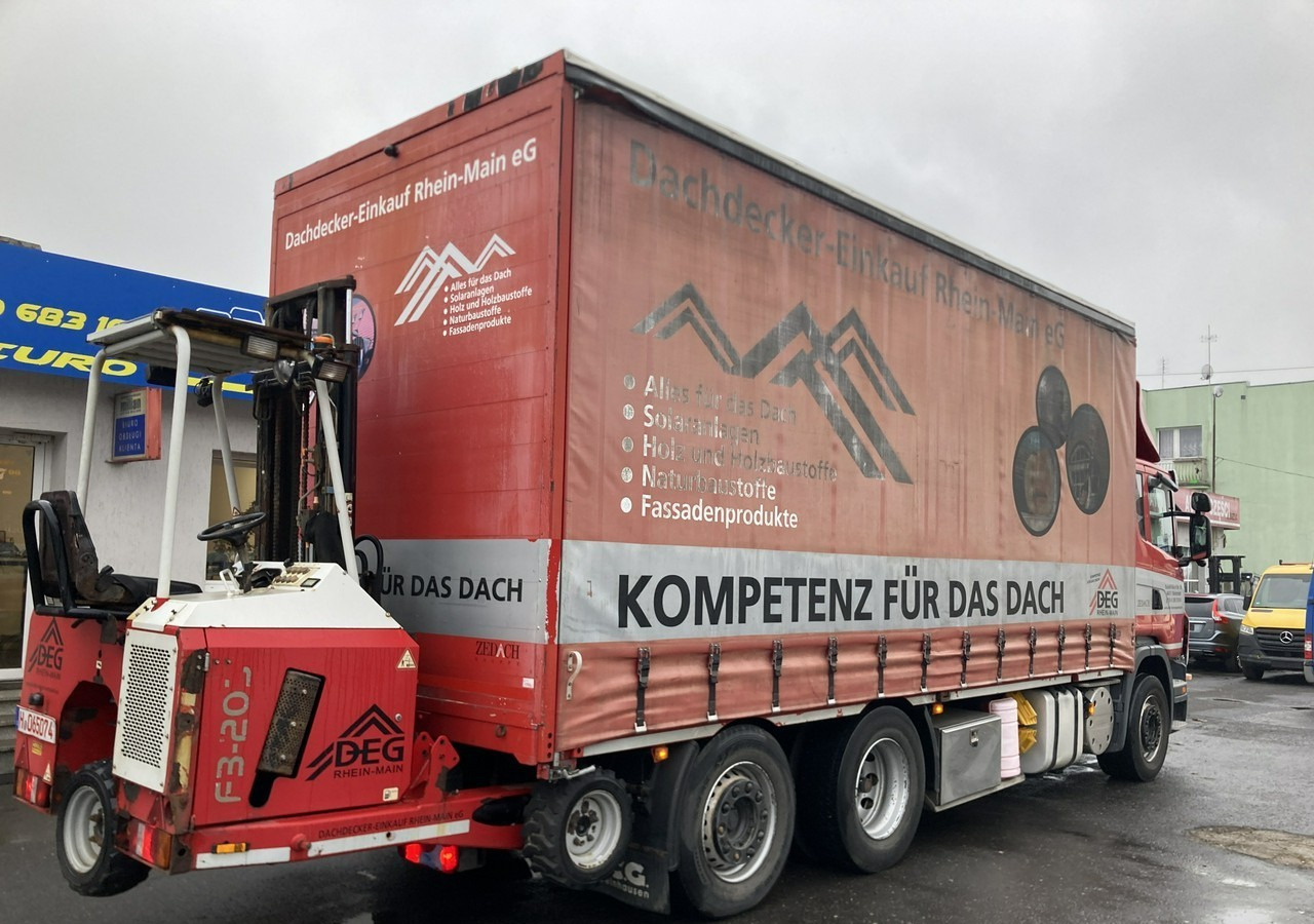 Inna Inny Scania G320 Wózek PALFINGER Firanka Plandeka plandeka Moffett - شاحنة ذات ستائر جانبية: صورة 4 Inna Inny Scania G320 Wózek PALFINGER Firanka Plandeka plandeka Moffett - شاحنة ذات ستائر جانبية: صورة 4