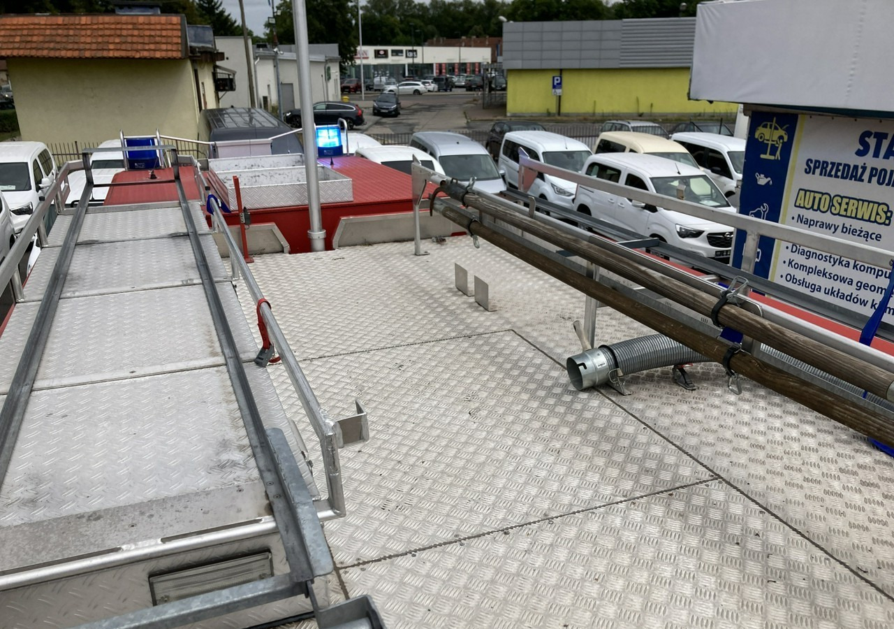 شاحنة حريق MAN MAN 15,250 Straż pożarna gaśnicza 9-oso 4X4 Wóz strażacki 2003 MAN 15,250 Straż pożarna gaśnicza 9-osobowa 4X4 Wóz strażacki 2003: صورة 11