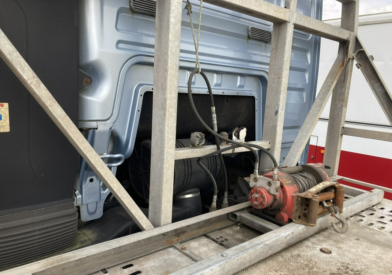 MAN TGL 8.210 Pomoc drogowa Autolaweta x 2 MAN TGL 8.210 Pomoc drogowa Autolaweta na 2 Auta 2005 - شاحنة سحب: صورة 5 MAN TGL 8.210 Pomoc drogowa Autolaweta x 2 MAN TGL 8.210 Pomoc drogowa Autolaweta na 2 Auta 2005 - شاحنة سحب: صورة 5