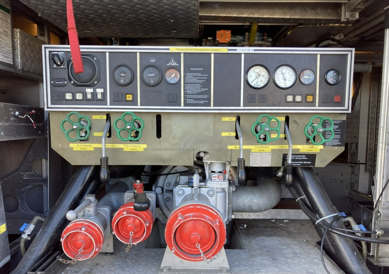 Mercedes-Benz Atego Atego15-280 Straż Pożarna Gaśnicza Ziegler 2020L wody 210L piany 20 - شاحنة حريق: صورة 3 Mercedes-Benz Atego Atego15-280 Straż Pożarna Gaśnicza Ziegler 2020L wody 210L piany 20 - شاحنة حريق: صورة 3