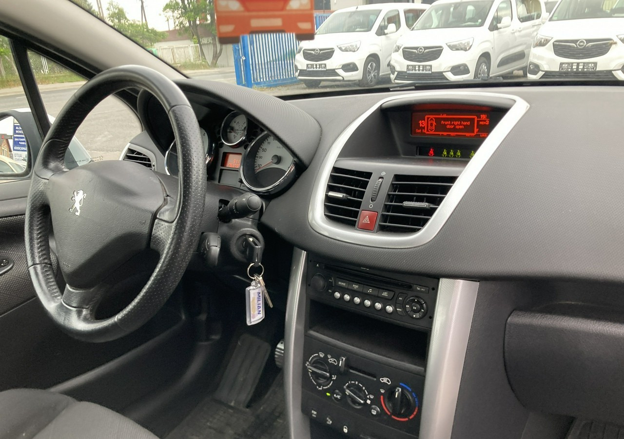 سيارة Peugeot 207 Peugeot 207 1.6HDI-16V Klima 2007: صورة 6