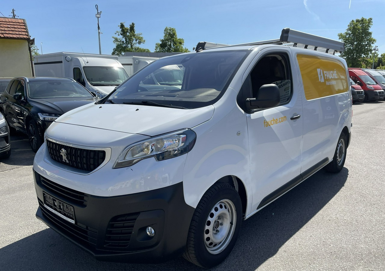Peugeot Expert Peugeot Expert 1.5 HDI-120KM 61700km Model 2023 - فان: صورة 2 Peugeot Expert Peugeot Expert 1.5 HDI-120KM 61700km Model 2023 - فان: صورة 2