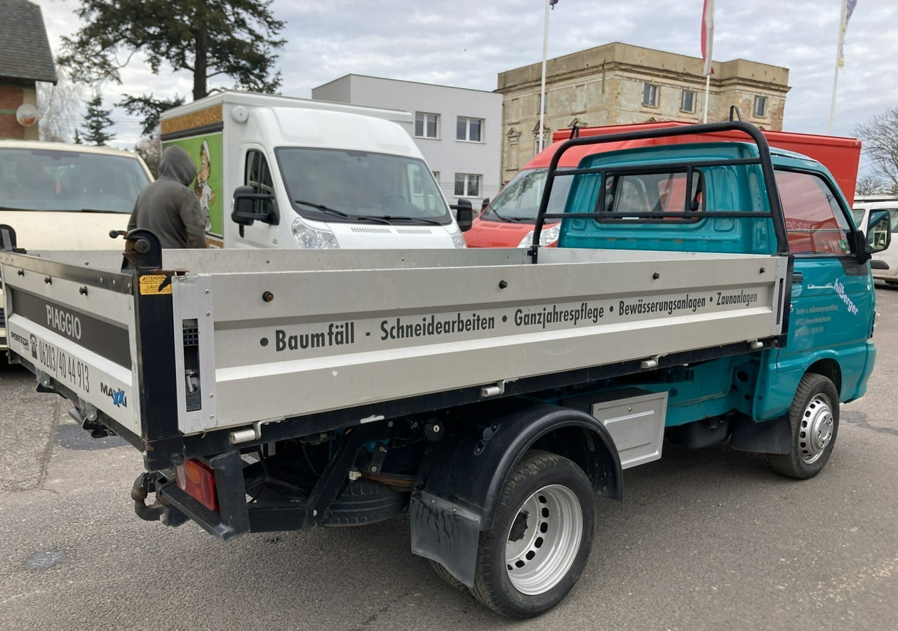 تأجير  Piaggio Piaggio porter Maxi Wywrotka bliżniacze koła 2017 Piaggio Piaggio porter Maxi Wywrotka bliżniacze koła 2017: صورة 6