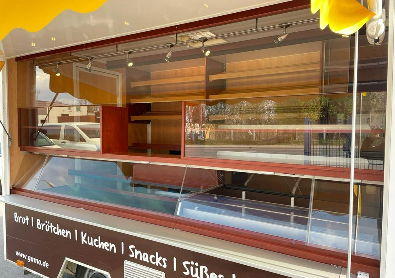 Renault Master Autosklep Sklep pieczywa Gastronomiczny Food Truck Foodtruck 2015 - شاحنة بيع: صورة 2 Renault Master Autosklep Sklep pieczywa Gastronomiczny Food Truck Foodtruck 2015 - شاحنة بيع: صورة 2