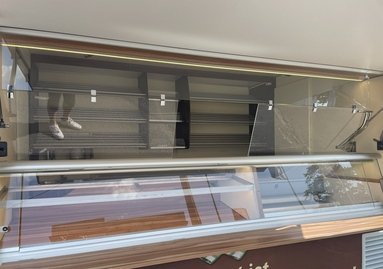 Renault Master Autosklep pieczywa Gastronomiczny Food Truck Foodtruck Sklep Borco20 - شاحنة بيع: صورة 5 Renault Master Autosklep pieczywa Gastronomiczny Food Truck Foodtruck Sklep Borco20 - شاحنة بيع: صورة 5