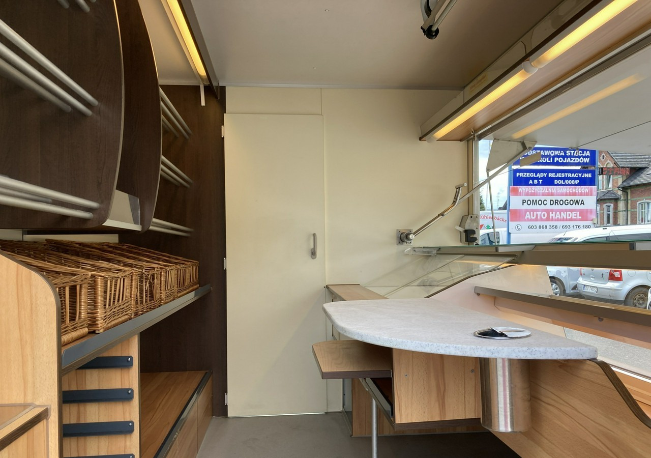 Renault Master Autosklep sklep bar Gastronomiczny Food Truck Foodtruck Borco 2012 - شاحنة بيع: صورة 3 Renault Master Autosklep sklep bar Gastronomiczny Food Truck Foodtruck Borco 2012 - شاحنة بيع: صورة 3