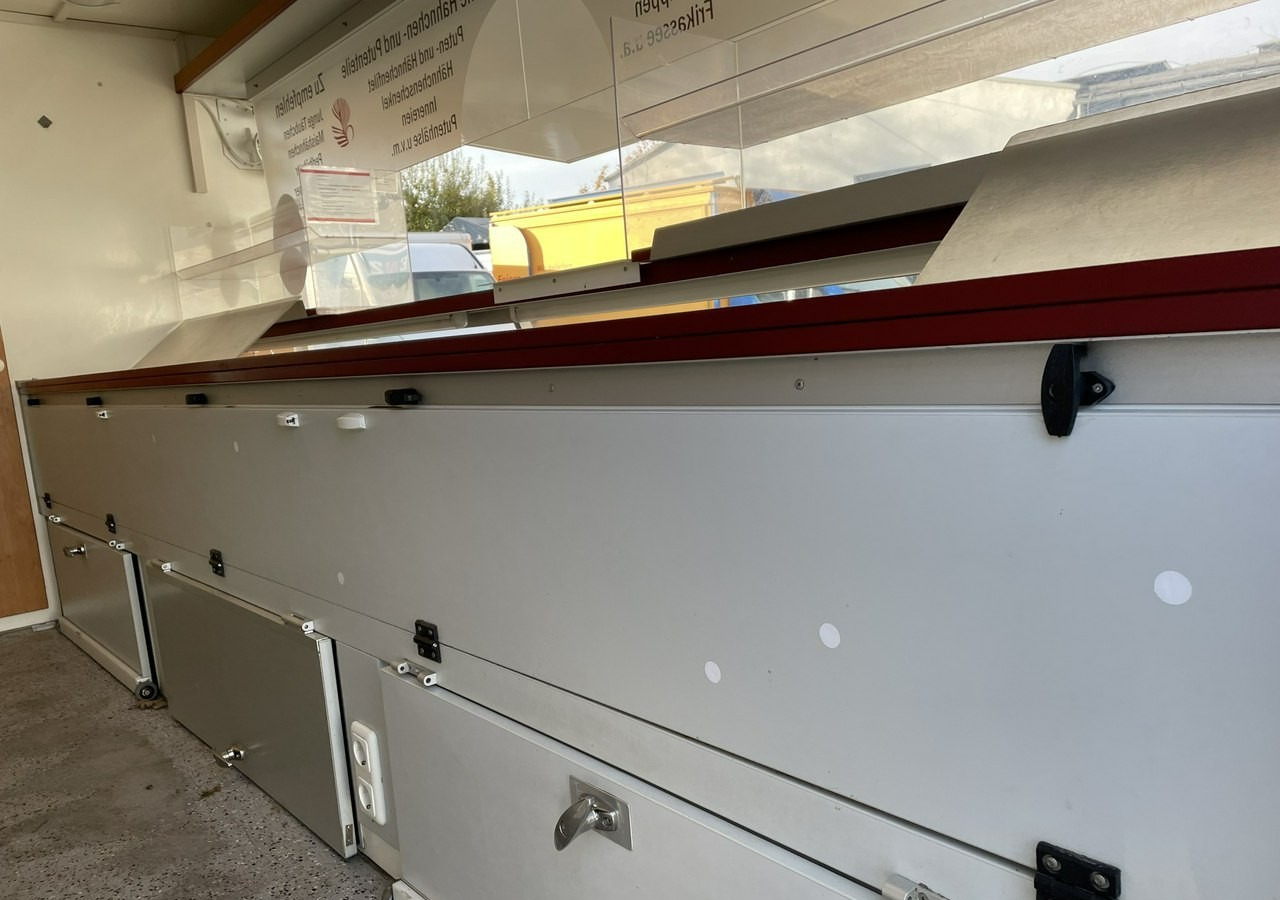 Renault Master Master Autosklep Gastronomiczny Food Truck Foodtruck Sklep bar 2009 - شاحنة بيع: صورة 5 Renault Master Master Autosklep Gastronomiczny Food Truck Foodtruck Sklep bar 2009 - شاحنة بيع: صورة 5