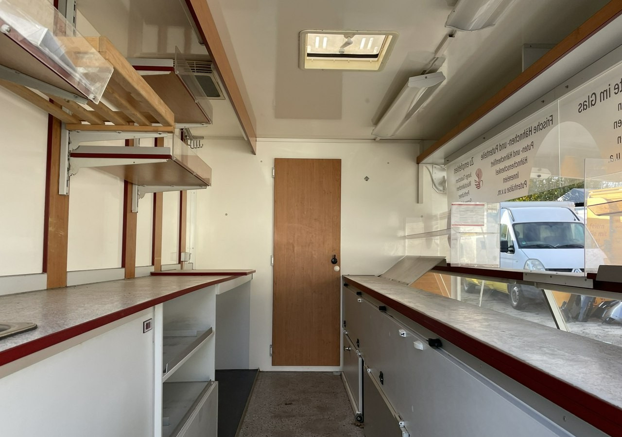 Renault Master Master Autosklep Gastronomiczny Food Truck Foodtruck Sklep bar 2009 - شاحنة بيع: صورة 2 Renault Master Master Autosklep Gastronomiczny Food Truck Foodtruck Sklep bar 2009 - شاحنة بيع: صورة 2