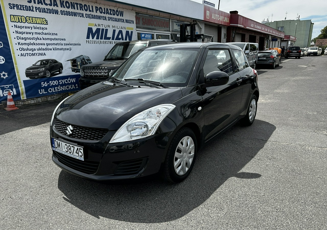 Suzuki Swift V Suzuki Swift 1.2-94KM Klima Model 2012 - سيارة: صورة 2 Suzuki Swift V Suzuki Swift 1.2-94KM Klima Model 2012 - سيارة: صورة 2