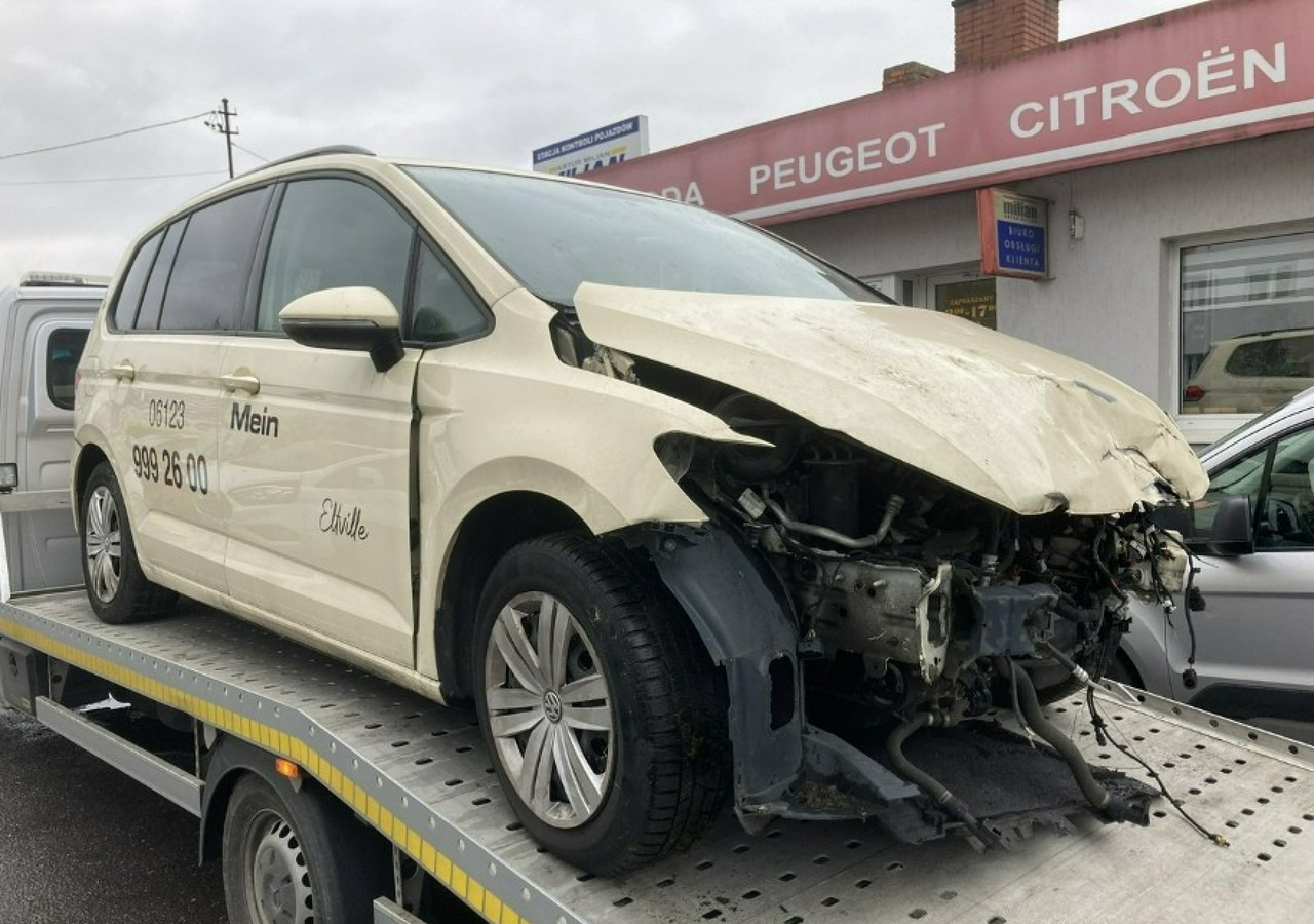 Volkswagen Touran II Touran - سيارة: صورة 4 Volkswagen Touran II Touran - سيارة: صورة 4