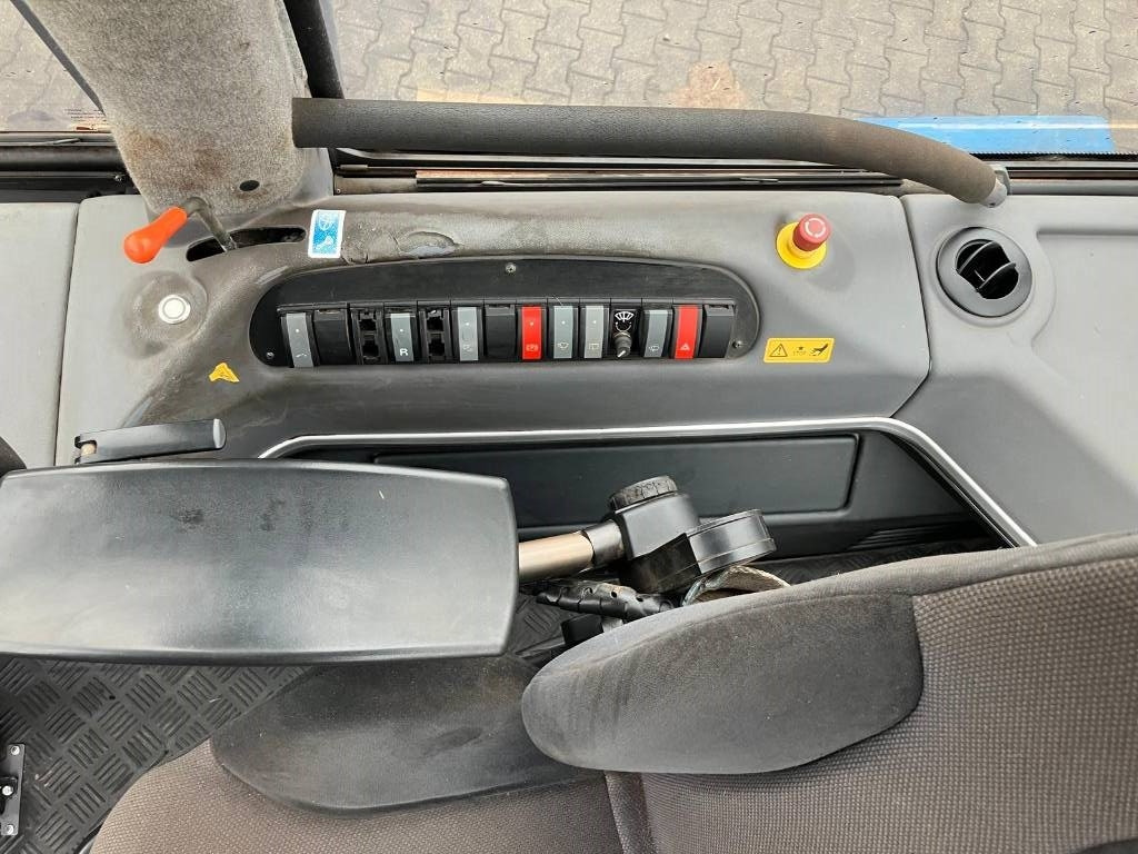 جرار شحن جذوع أشجار الغابات Rottne F11: صورة 15 جرار شحن جذوع أشجار الغابات Rottne F11: صورة 15