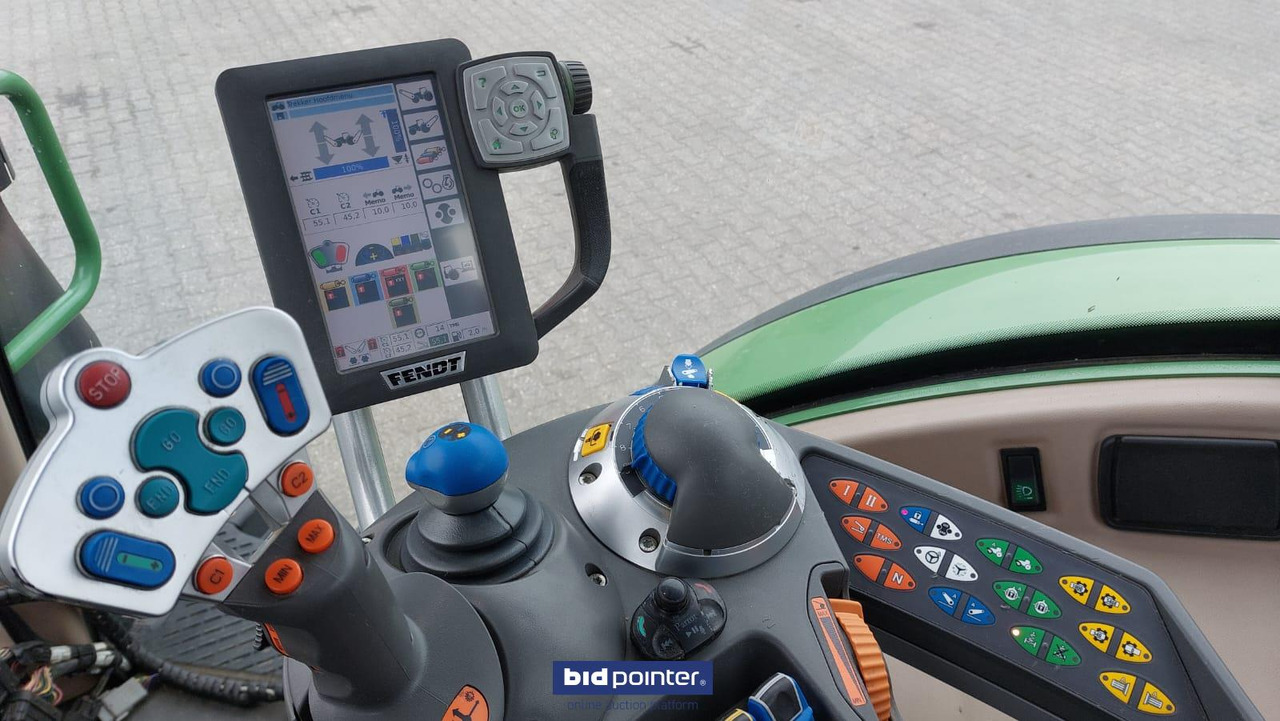 Fendt 720 Vario - جرار: صورة 3 Fendt 720 Vario - جرار: صورة 3