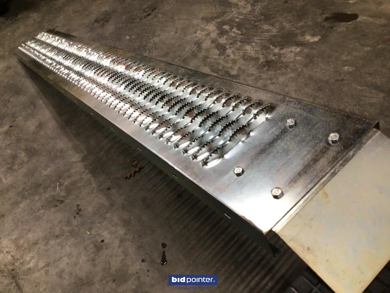 HH Metalen oprijplank - منحدر تحميل: صورة 4 HH Metalen oprijplank - منحدر تحميل: صورة 4