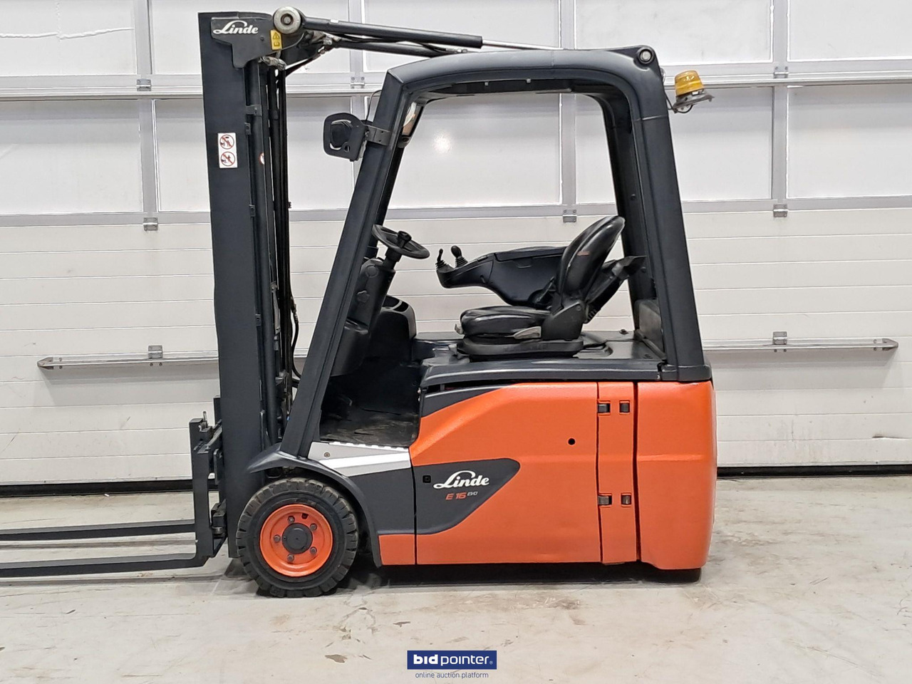 Linde E16-02 elektrische vorkheftruck - رافعة شوكية كهربائية: صورة 2 Linde E16-02 elektrische vorkheftruck - رافعة شوكية كهربائية: صورة 2