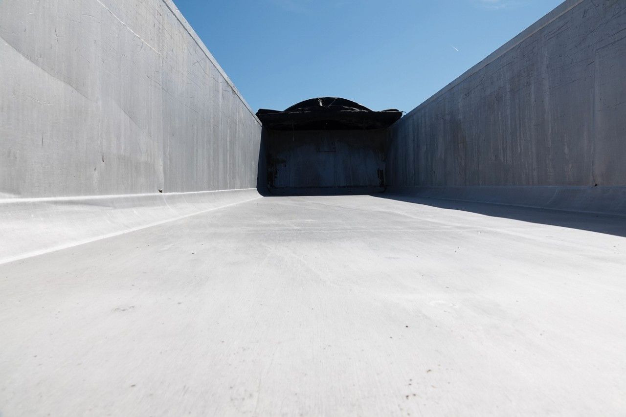 نصف مقطورة قلابة Benalu WYWROTKA / 25 m3 / ALUMINIOWA / OŚ PODNOSZONA /: صورة 10