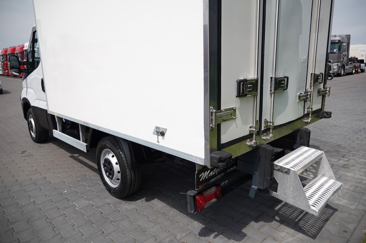 Iveco DAILY / CHŁODNIA / AGREGAT CARIER -XARIOS 200 / - شاحنة توصيل مبردة: صورة 5 Iveco DAILY / CHŁODNIA / AGREGAT CARIER -XARIOS 200 / - شاحنة توصيل مبردة: صورة 5