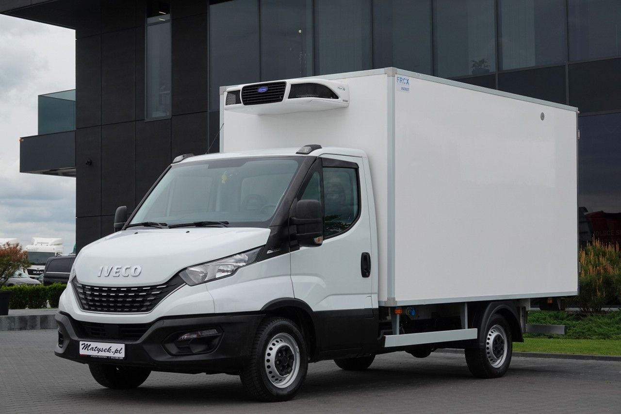 Iveco DAILY /HI-MATIC / CHŁODNIA / AGREGAT CARRIER / F - شاحنة توصيل مبردة: صورة 4 Iveco DAILY /HI-MATIC / CHŁODNIA / AGREGAT CARRIER / F - شاحنة توصيل مبردة: صورة 4