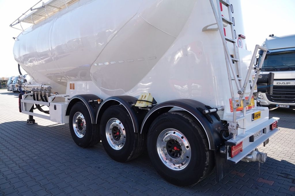 Legras CEMENTONACZEPA / 3 KOMORY / 38 000 L / SILOS Legras CEMENTONACZEPA / 3 KOMORY / 38 000 L / SILOS - بلكر: صورة 3 Legras CEMENTONACZEPA / 3 KOMORY / 38 000 L / SILOS Legras CEMENTONACZEPA / 3 KOMORY / 38 000 L / SILOS - بلكر: صورة 3