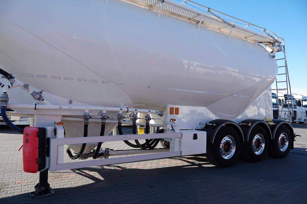 Legras CEMENTONACZEPA / 3 KOMORY / 38 000 L / SILOS Legras CEMENTONACZEPA / 3 KOMORY / 38 000 L / SILOS - بلكر: صورة 2 Legras CEMENTONACZEPA / 3 KOMORY / 38 000 L / SILOS Legras CEMENTONACZEPA / 3 KOMORY / 38 000 L / SILOS - بلكر: صورة 2