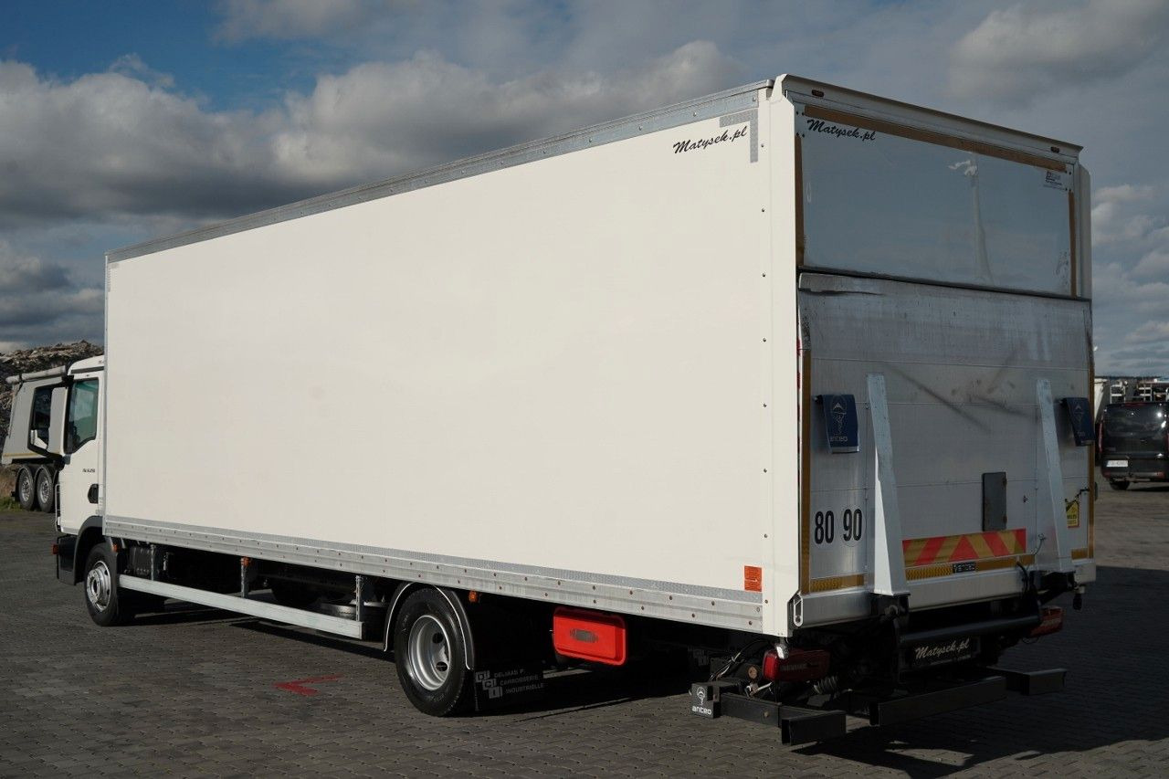 MAN TGL 12.250 / SOLÓWKA / KONTENER 8 M / WINDA / BO - شاحنة صندوقية: صورة 3 MAN TGL 12.250 / SOLÓWKA / KONTENER 8 M / WINDA / BO - شاحنة صندوقية: صورة 3