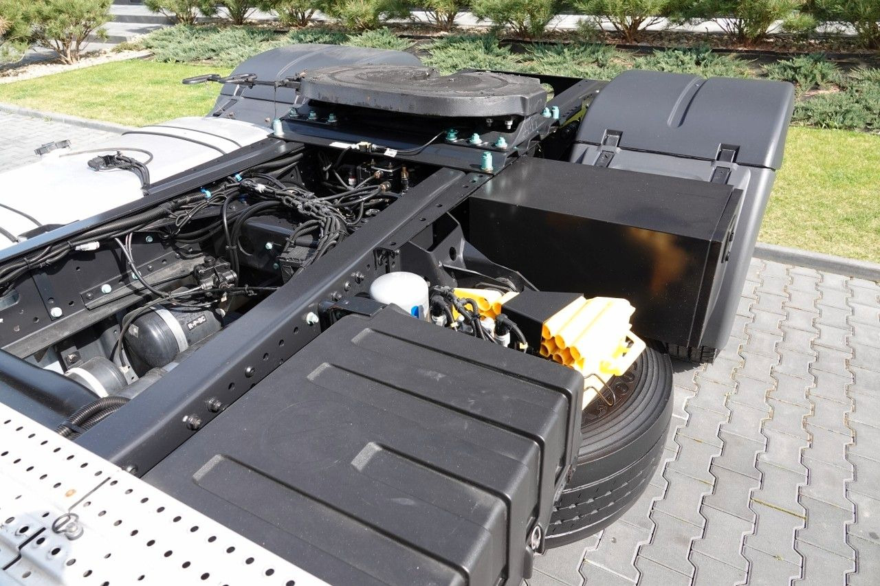 مقطورة السحب MAN TGX 18.440 / XLX /  OPONY 100% / EURO 6: صورة 9