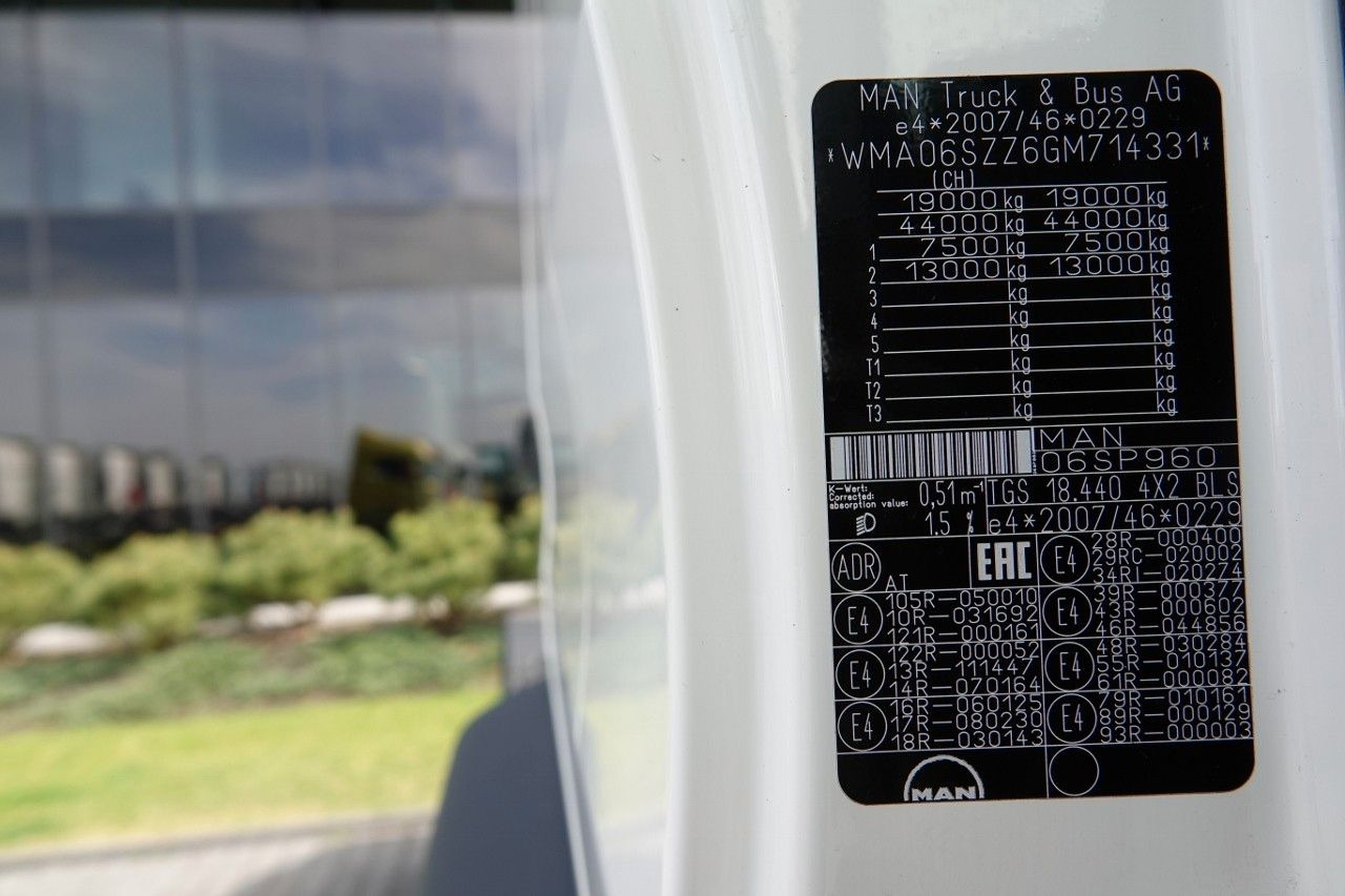مقطورة السحب MAN TGX 18.440 / XLX /  OPONY 100% / EURO 6: صورة 18