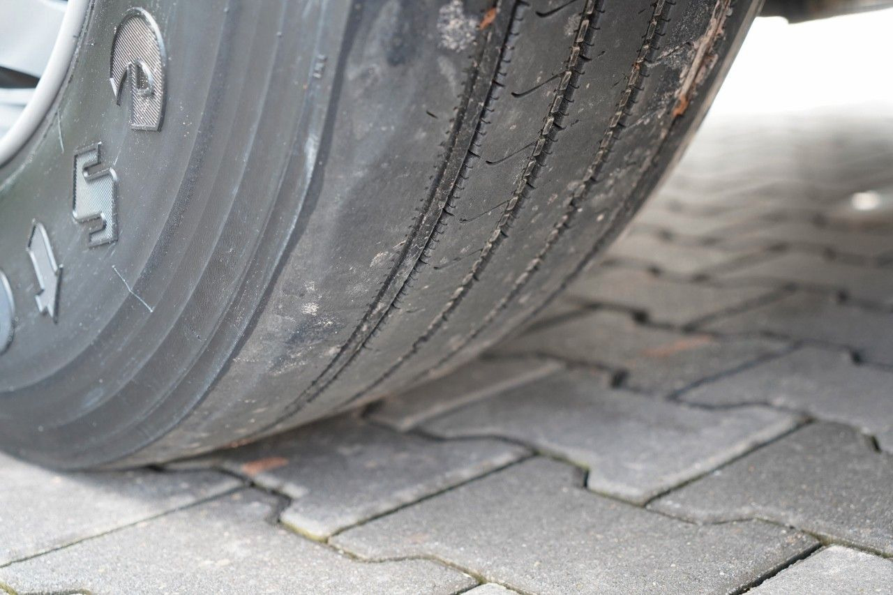 تأجير MAN TGX 18.460 / XXL / RETARDER / NAVI RIO MAN TGX 18.460 / XXL / RETARDER / NAVI RIO: صورة 18 تأجير MAN TGX 18.460 / XXL / RETARDER / NAVI RIO MAN TGX 18.460 / XXL / RETARDER / NAVI RIO: صورة 18