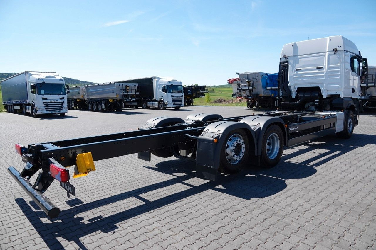 MAN TGX 26.520 / 6x2 / RAMA DŁ. 9,1M / OŚ PODNOSZONA - مقطورة السحب: صورة 3 MAN TGX 26.520 / 6x2 / RAMA DŁ. 9,1M / OŚ PODNOSZONA - مقطورة السحب: صورة 3