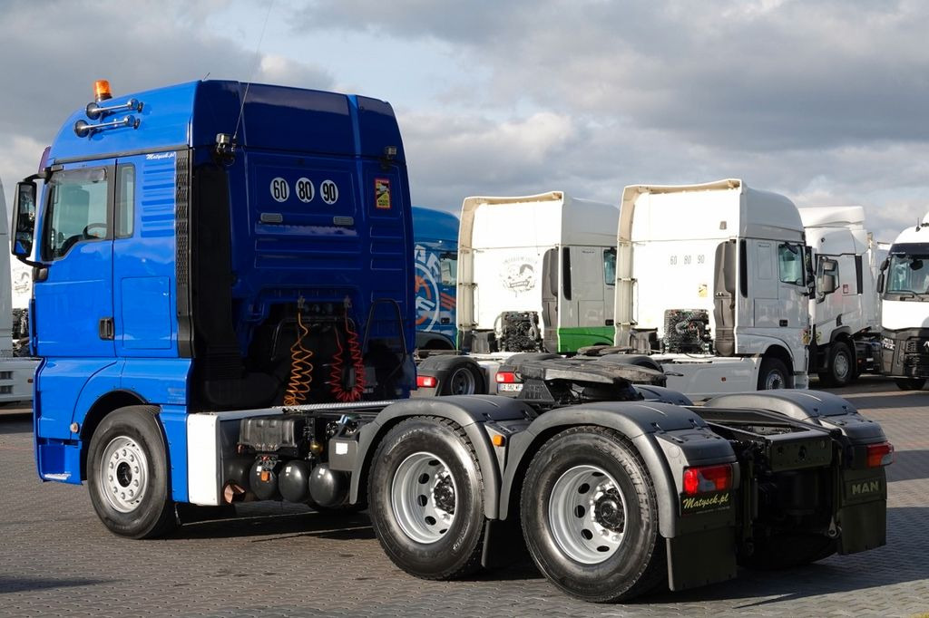 MAN TGX 33.540 / 6x4 / RETARDER / DMC: 90 TON / 3 os MAN TGX 33.540 / 6x4 / RETARDER / DMC: 90 TON / 3 os - رأس تريلا: صورة 4 MAN TGX 33.540 / 6x4 / RETARDER / DMC: 90 TON / 3 os MAN TGX 33.540 / 6x4 / RETARDER / DMC: 90 TON / 3 os - رأس تريلا: صورة 4