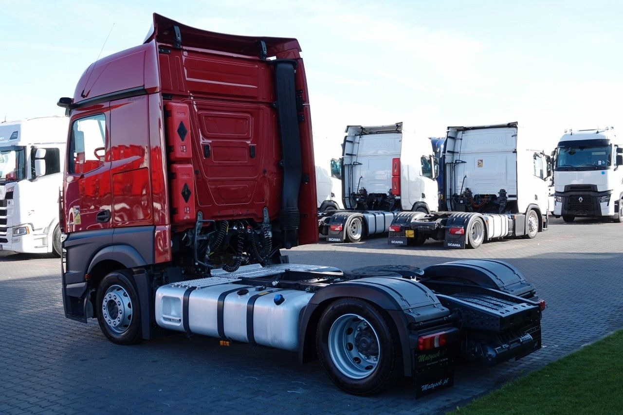 Mercedes-Benz ACTROS 1845 / LOW DECK / MEGA / BIG SPACE / PO K - مقطورة السحب: صورة 4 Mercedes-Benz ACTROS 1845 / LOW DECK / MEGA / BIG SPACE / PO K - مقطورة السحب: صورة 4