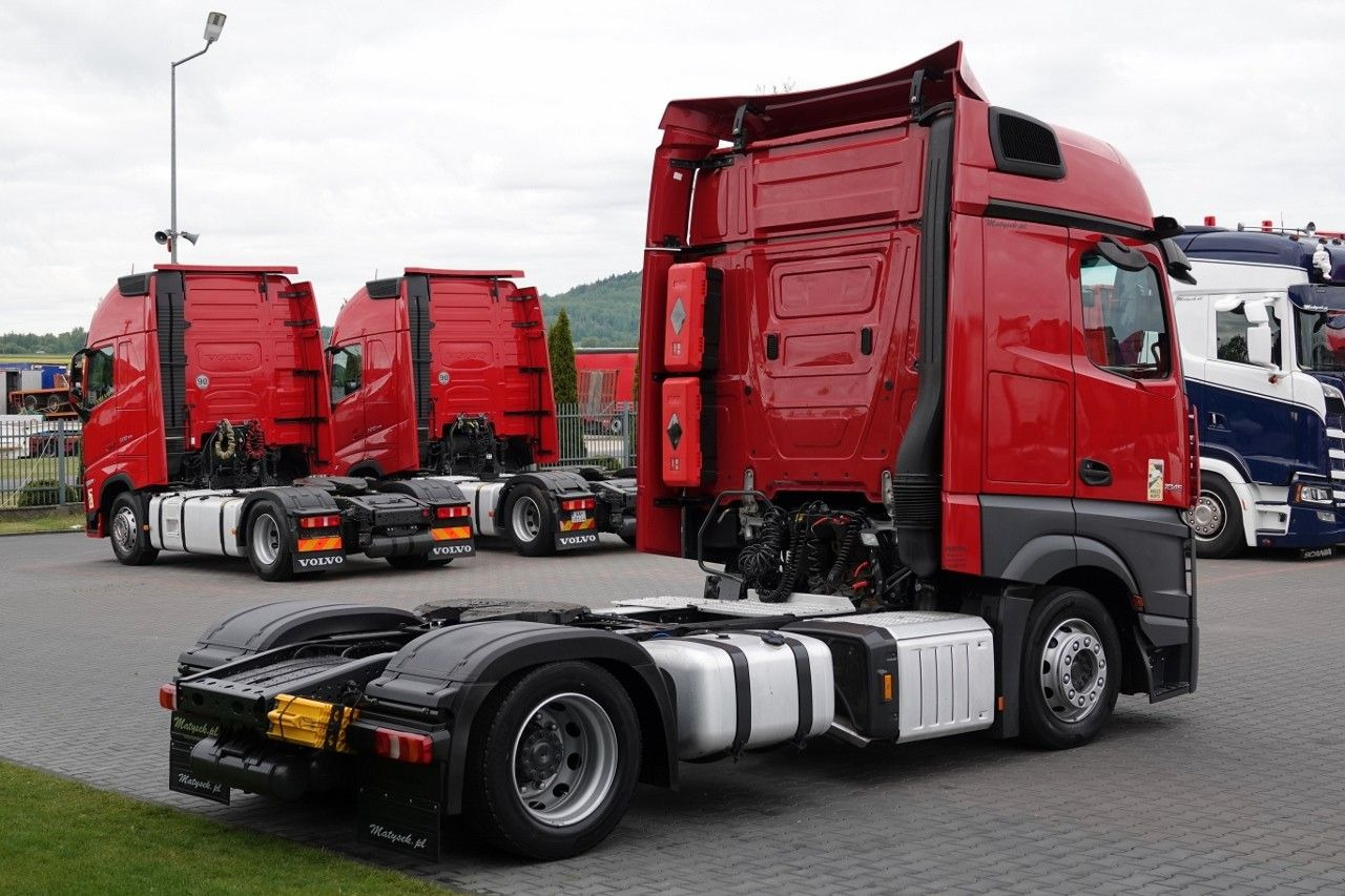 Mercedes-Benz ACTROS 1845 / LOW DECK / MEGA / BIG SPACE / PO K - مقطورة السحب: صورة 3 Mercedes-Benz ACTROS 1845 / LOW DECK / MEGA / BIG SPACE / PO K - مقطورة السحب: صورة 3
