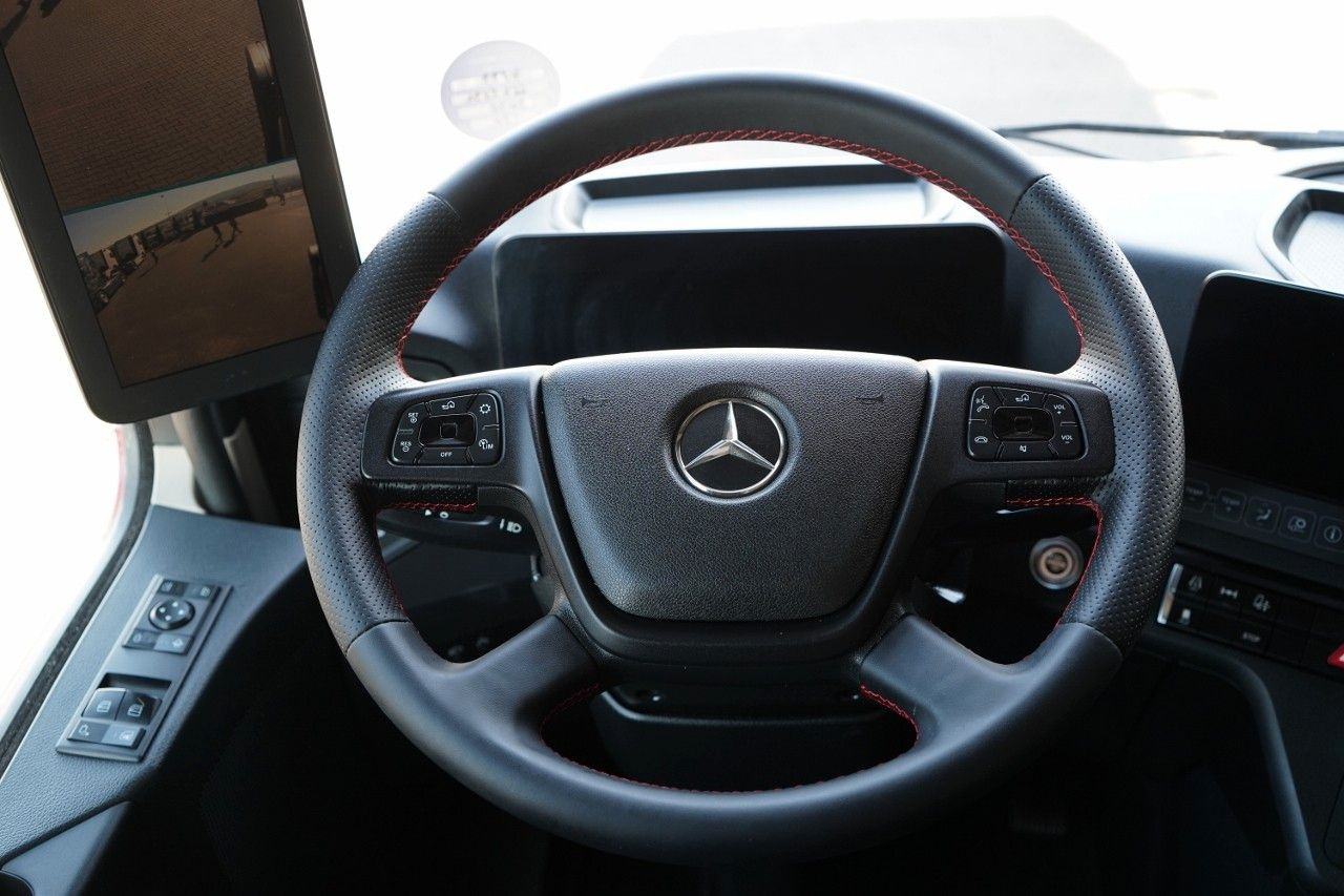 رأس تريلا Mercedes-Benz ACTROS 1845 / MP5 / BIG SPACE /: صورة 28 رأس تريلا Mercedes-Benz ACTROS 1845 / MP5 / BIG SPACE /: صورة 28