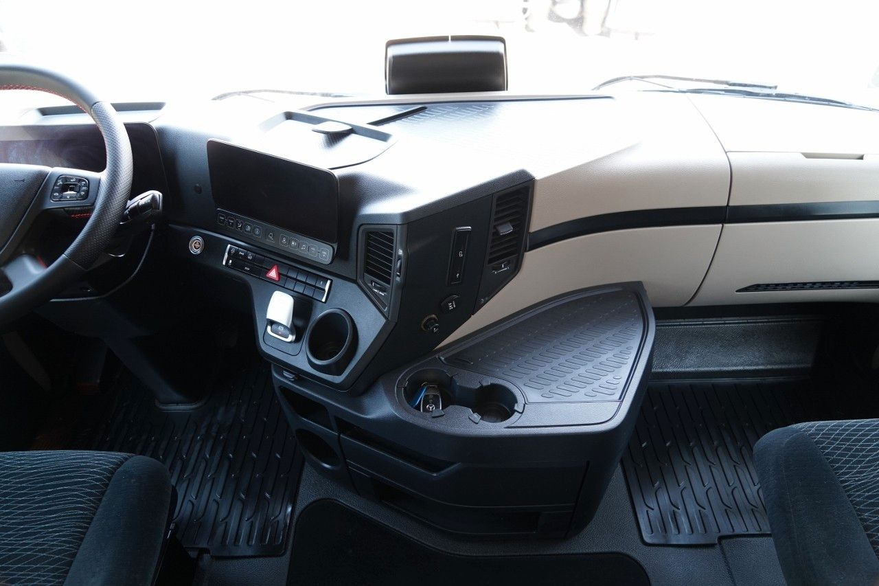 رأس تريلا Mercedes-Benz ACTROS 1845 / MP5 / BIG SPACE /: صورة 31 رأس تريلا Mercedes-Benz ACTROS 1845 / MP5 / BIG SPACE /: صورة 31