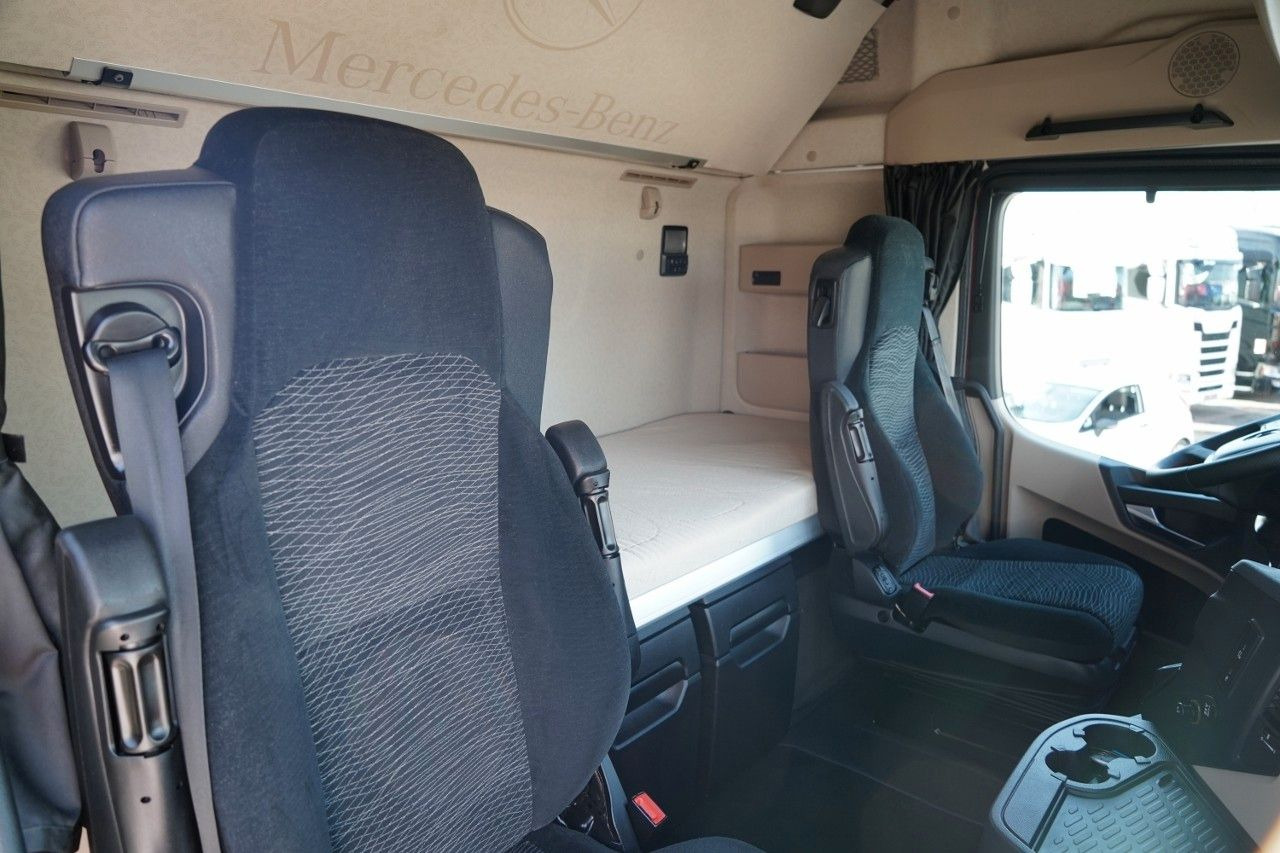 رأس تريلا Mercedes-Benz ACTROS 1845 / MP5 / BIG SPACE /: صورة 35 رأس تريلا Mercedes-Benz ACTROS 1845 / MP5 / BIG SPACE /: صورة 35