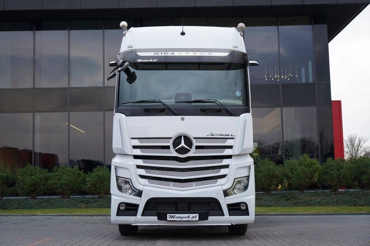 Mercedes-Benz ACTROS L 1851 / GIGA SPACE / RETARDER / 2022 R - رأس تريلا: صورة 3 Mercedes-Benz ACTROS L 1851 / GIGA SPACE / RETARDER / 2022 R - رأس تريلا: صورة 3