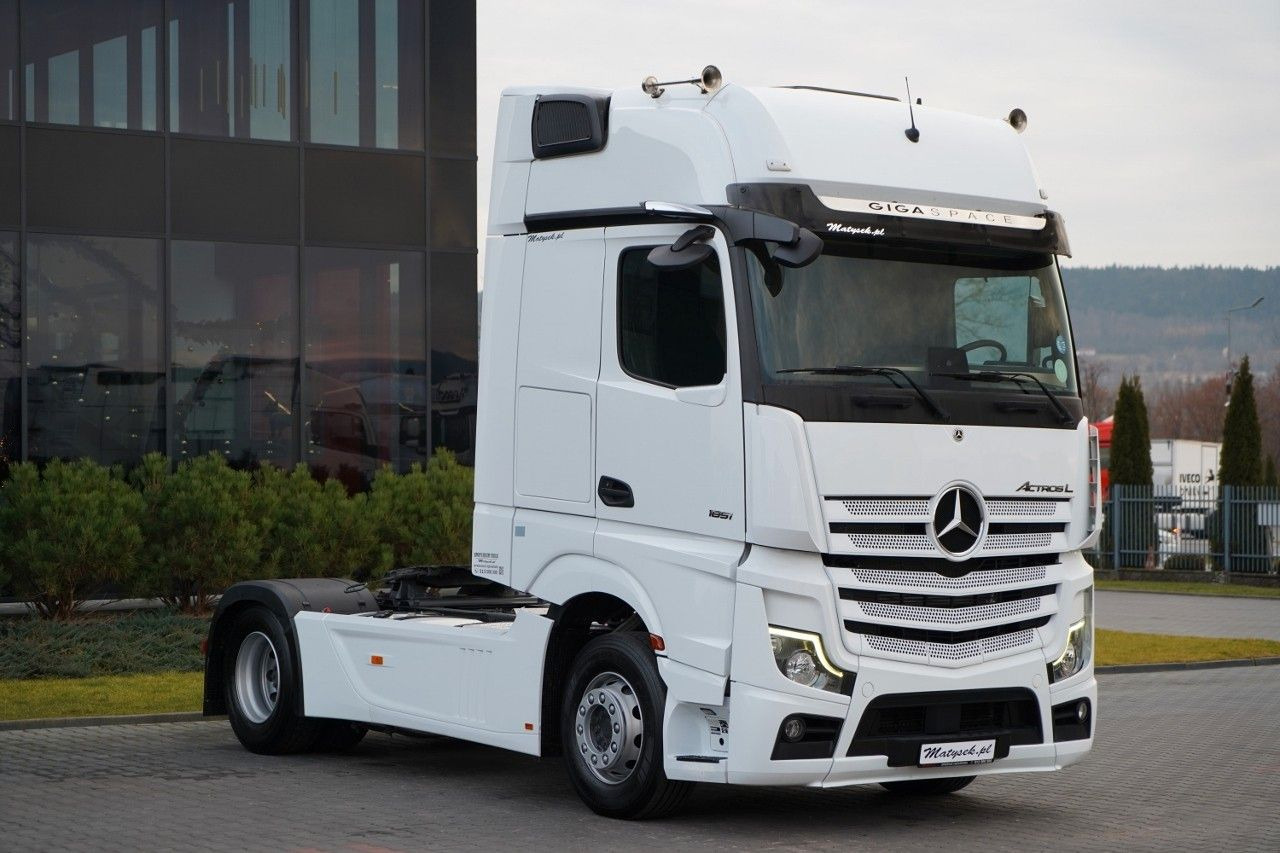 Mercedes-Benz ACTROS L 1851 / GIGA SPACE / RETARDER / 2022 R - رأس تريلا: صورة 4 Mercedes-Benz ACTROS L 1851 / GIGA SPACE / RETARDER / 2022 R - رأس تريلا: صورة 4