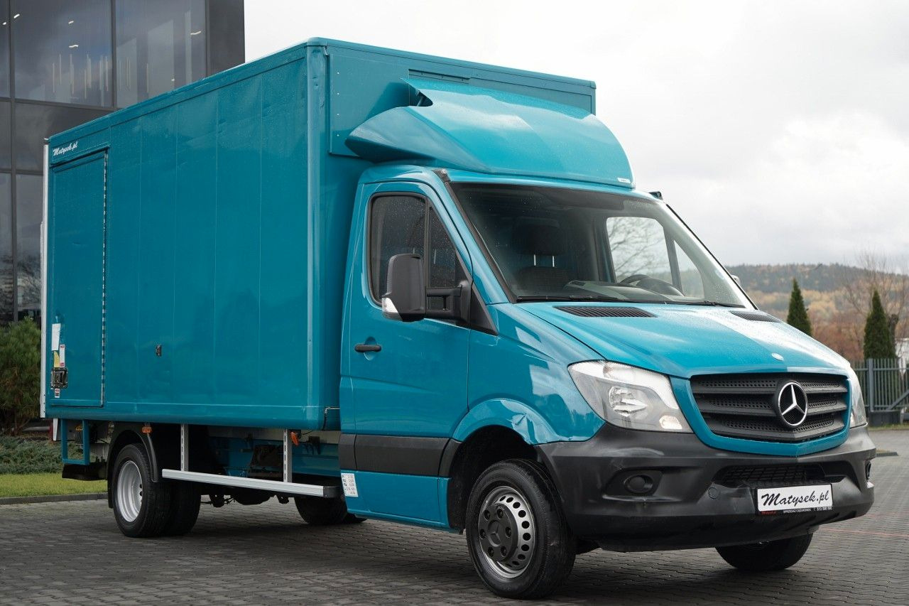 Mercedes-Benz SPRINTER / KONTENER 4,3 M / WINDA PALFINGER - شاحنة مغلقة بستائر جانبية: صورة 1 Mercedes-Benz SPRINTER / KONTENER 4,3 M / WINDA PALFINGER - شاحنة مغلقة بستائر جانبية: صورة 1