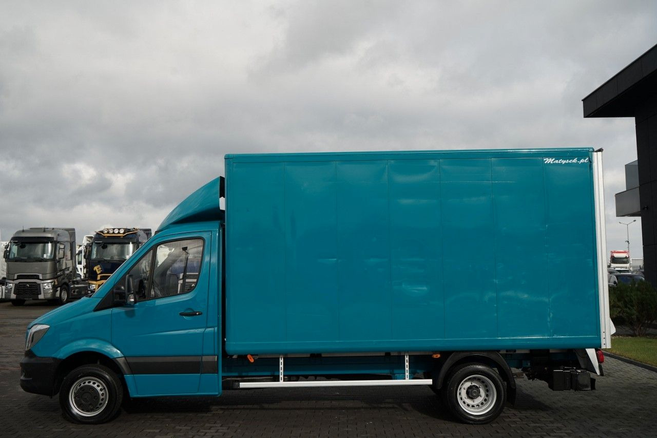Mercedes-Benz SPRINTER / KONTENER 4,3 M / WINDA PALFINGER - شاحنة مغلقة بستائر جانبية: صورة 4 Mercedes-Benz SPRINTER / KONTENER 4,3 M / WINDA PALFINGER - شاحنة مغلقة بستائر جانبية: صورة 4