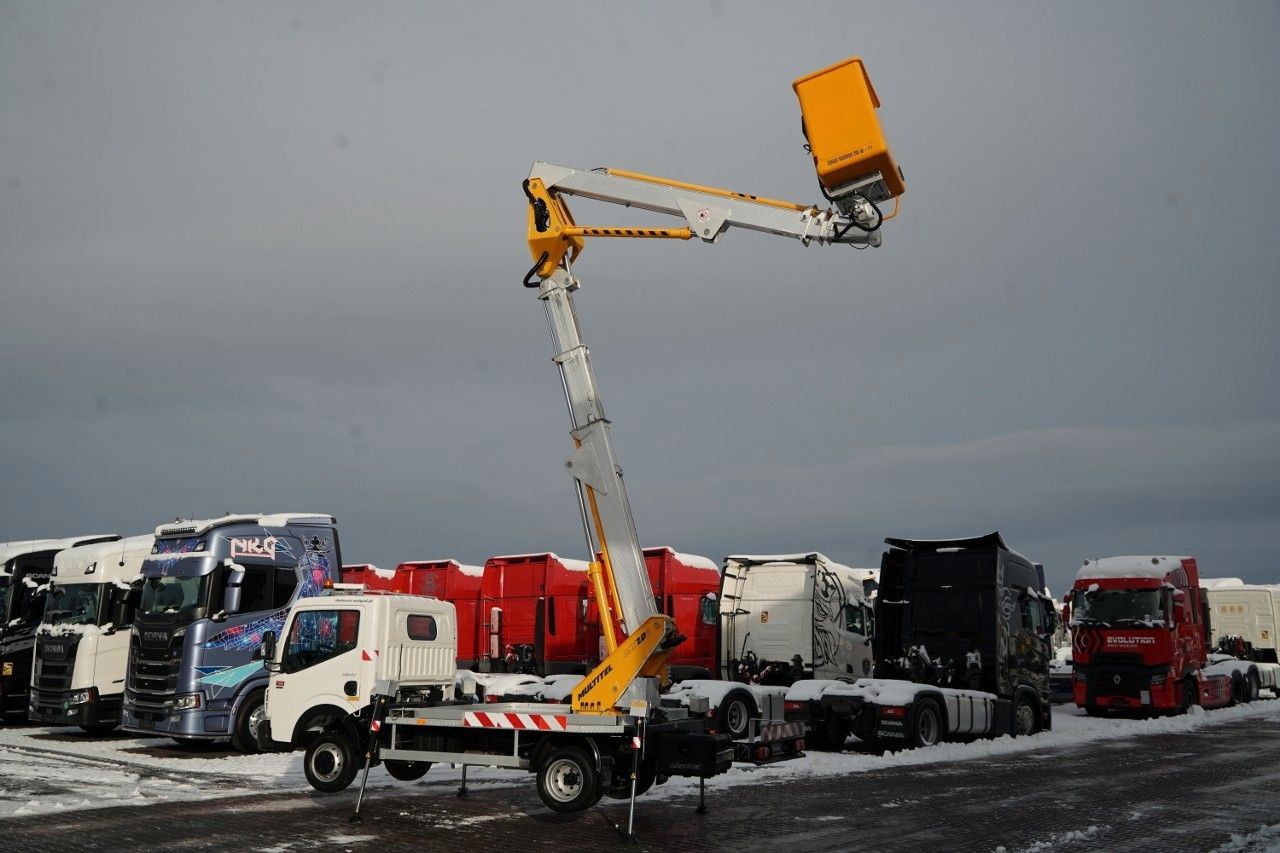 Renault MAXITY 120 dxi / ZWYŻKA 20 METRÓW / PODNOŚNIK KO - منصة محمولة مثبتة على الشاحنة: صورة 5 Renault MAXITY 120 dxi / ZWYŻKA 20 METRÓW / PODNOŚNIK KO - منصة محمولة مثبتة على الشاحنة: صورة 5
