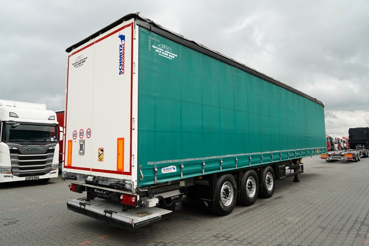 Schmitz Cargobull FIRANKA / STANDARD / DWIE OSIE PODNOSZONE / WI - نصف مقطورة بستائر جانبية: صورة 1 Schmitz Cargobull FIRANKA / STANDARD / DWIE OSIE PODNOSZONE / WI - نصف مقطورة بستائر جانبية: صورة 1